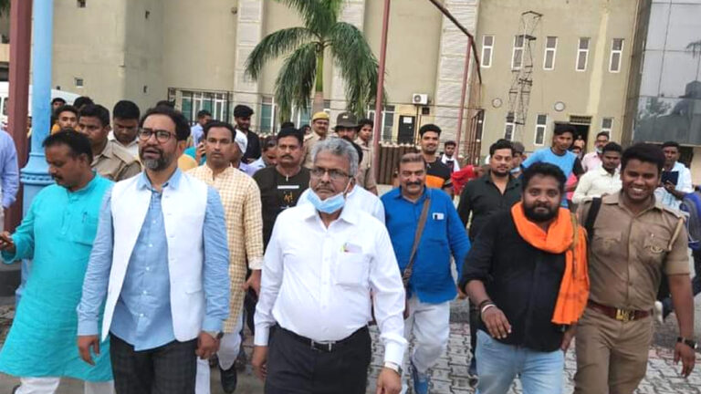 मैं आजमगढ़ में ही रहकर जनता की सेवा करूंगा, अब बनारस व गोरखपुर की तरह ही आजमगढ़ का भी विकास होगा: सांसद दिनेश लाल यादव ‘निरहुआ’