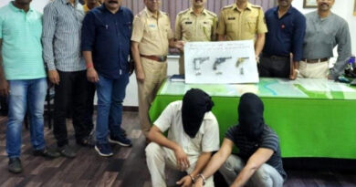 गोवंडी के शिवाजी नगर इलाके में 3 पिस्तौल 14 कारतूस के साथ दो गिरफ्तार