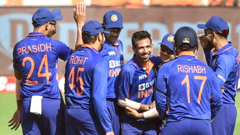 टीम इंडिया ने लगातार छठी T20 सीरीज जीती, रोमांचक मैच में वेस्टइंडीज को 8 रन से हराकर 100वीं जीत दर्ज की!