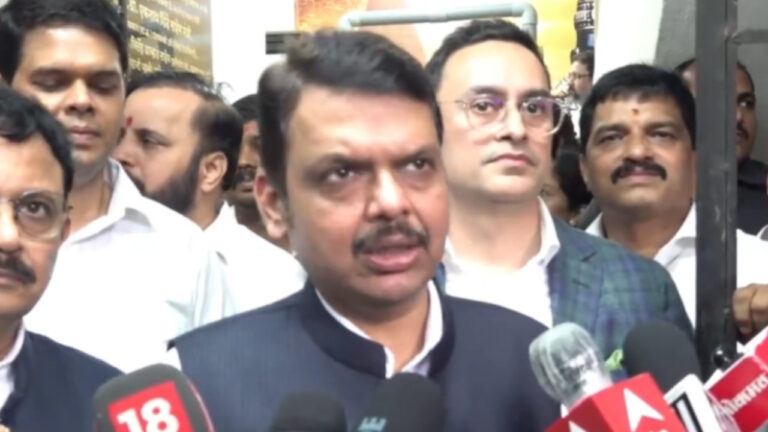 फड़णवीस का तंज, कहा- ‘कुछ और ऐसी बात है’ जो शरद पवार को आहत करती है…