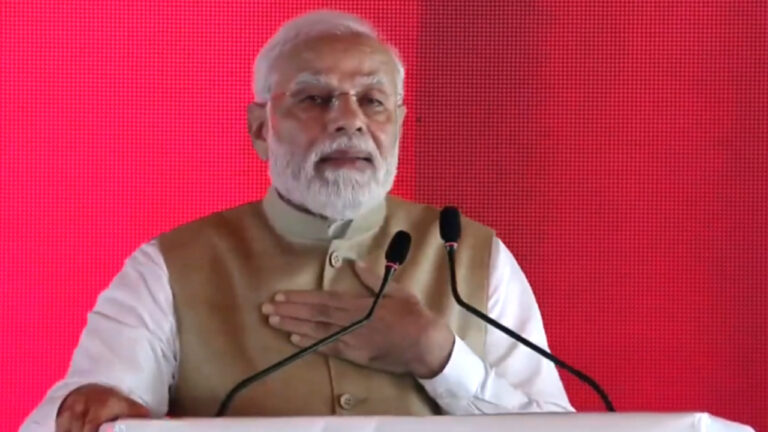 पीएम मोदी ने किया होमी भाभा कैंसर अस्पताल का उद्घाटन, बोले- चार दीवारें खड़ी करने से नहीं बनता हेल्थ सेंटर