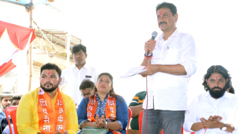 महाराष्ट्र: शिंदे के विधायक की दादागिरी, बोले- हाथ-पैर तोड़ दो...मैं करा दूंगा जमानत, टेंशन नहीं लेना!