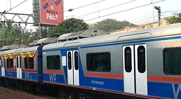 मुंबई: 8 अगस्त से पश्चिम रेलवे शुरू करेगी आठ और AC लोकल