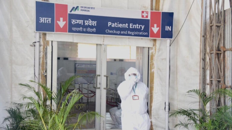 मुंबई के बीकेसी जंबो कोविड केयर सेंटर के डॉक्टर का फर्जी इंस्टाग्राम प्रोफाइल बनाकर की ठगी की कोशिश