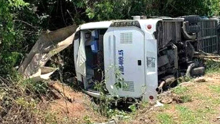 चीन के गुइझोऊ में बड़ा हादसा: बस दुर्घटना में 27 लोगों की मौत; 20 घायल