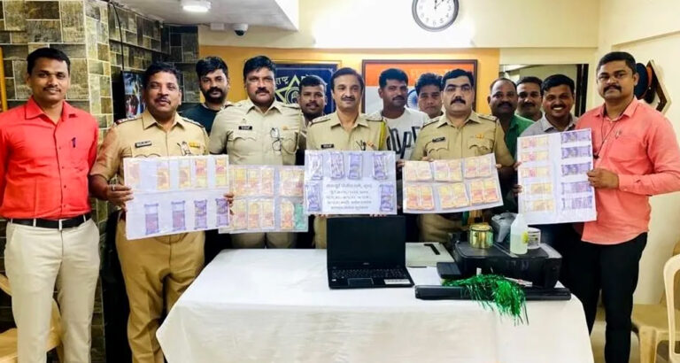 मुंबई के मानखुर्द में छापे जा रहे थे जाली नोट; पुलिस ने किया भंडाफोड़, 7 लाख 16 हजार 150 रुपये के नकली नोट के साथ आरोपी गिरफ्तार
