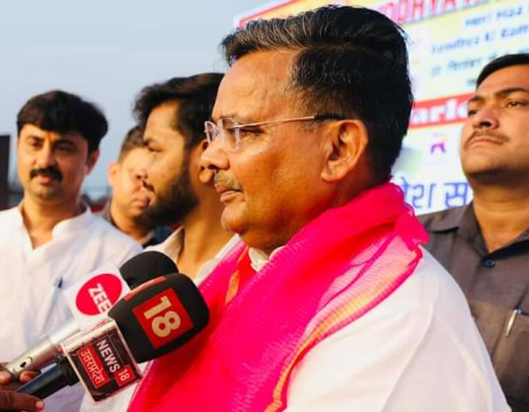 यूपी में अब किराये पर हेलीकॉप्‍टर लेकर शहर घूम सकते हैं आमलोग