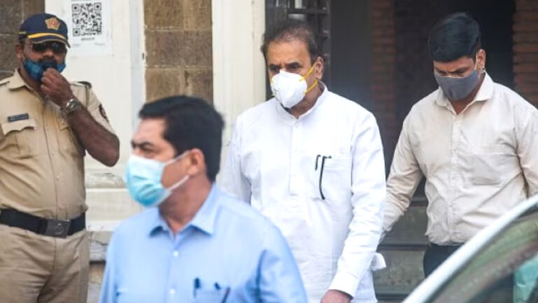 जेल में बंद अनिल देशमुख ने किया बड़ा खुलासा- खुद को बचाने के लिए परमबीर सिंह और सचिन वाजे ने मिलाया हाथ!