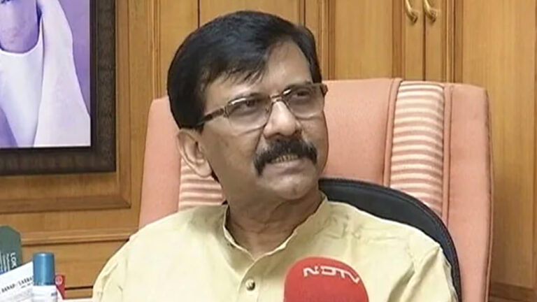 संजय राउत ने सुनाई जेल की ‘आपबीती’ बोले-15 दिन तक सूरज की रोशनी नहीं देखी; 10 किलो वजन घट गया!