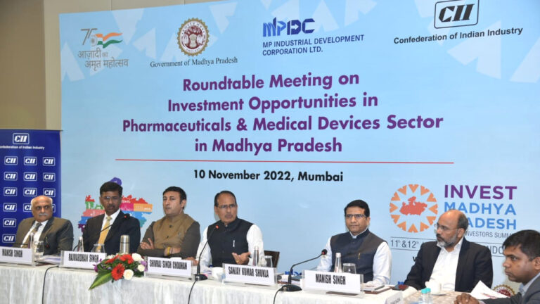 मुंबई में रतन टाटा समेत विभिन्न उद्योगपतियों से सीएम शिवराज ने की मुलाकात, ‘ग्लोबल इन्वेस्टर्स समिट’ के लिए किया आमंत्रित