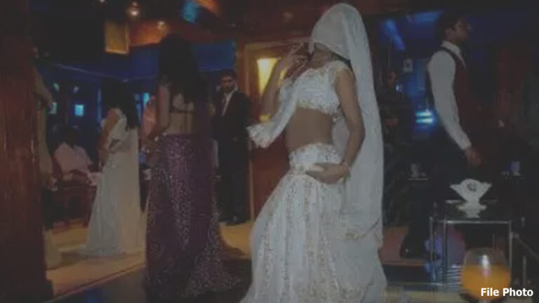 Mumbai Dance bar