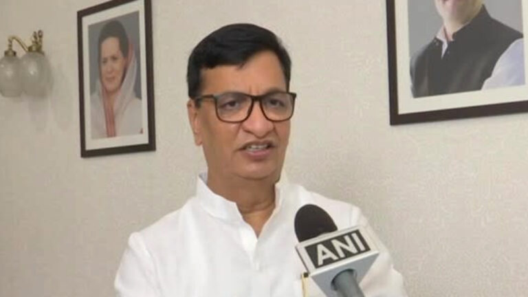 कांग्रेस नेता बालासाहेब थोरात के कंधे की हड्डी टूटी, अस्पताल में हुए भर्ती