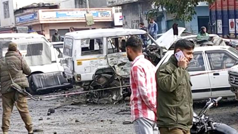 जम्मू रेलवे स्टेशन से सटे नरवाल इलाके में 2 विस्फोट, 6 लोग जख्मी