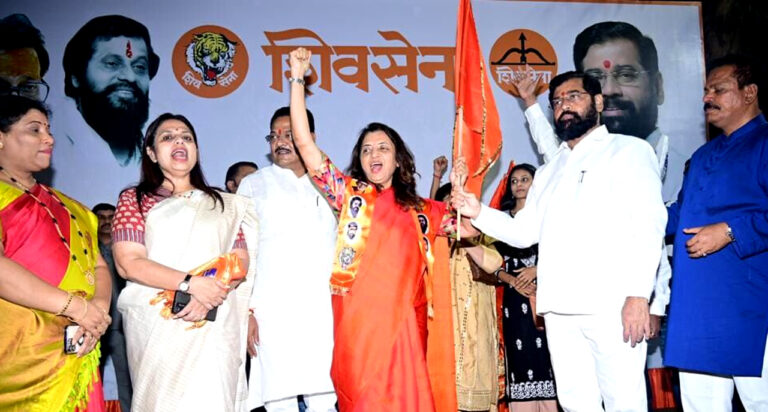 मनिषा कायंदे news