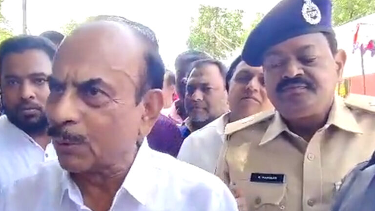 तेलंगाना के गृहमंत्री मोहम्मद महमूद अली का विवादित बयान