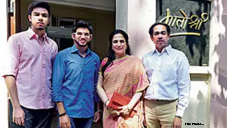 महाराष्ट्र सरकार ने पूर्व सीएम उद्धव ठाकरे सहित उनके परिवार की सुरक्षा में की भारी कटौती!