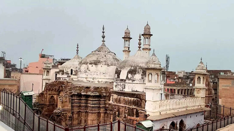 ज्ञानवापी मामले में मुस्लिम पक्ष को बड़ा झटका, वाराणसी कोर्ट ने मस्जिद परिसर में ASI सर्वे की दी मंजूरी