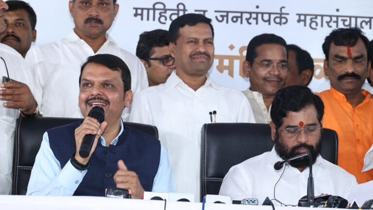 शिंदे सरकार ने दिया मराठवाड़ा के लिए 59 हजार करोड़ का पैकेज, फडणवीस बोले- विपक्ष लगा रहा था विकास में अड़ंगा