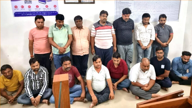 यूपी के कालिया का काला खेल…सिकंदरा थाने के सामने होटल में सजी थी जुए की महफिल; छापेमारी में 15 गिरफ्तार