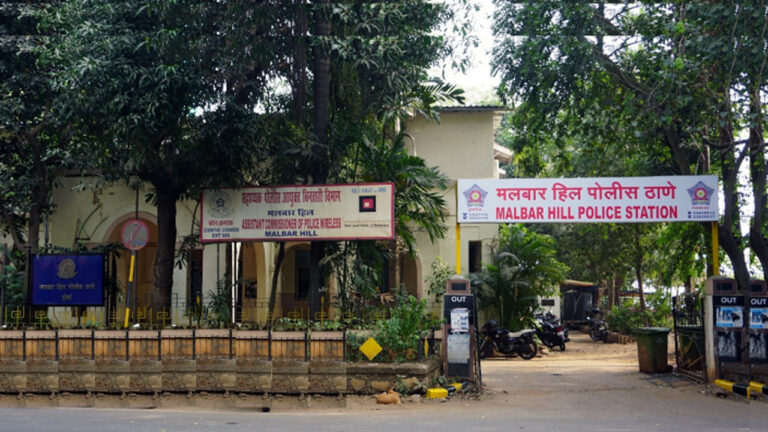 मुबंई में नाबालिग से चलती टैक्सी में रेप, आरोपी गिरफ्तार