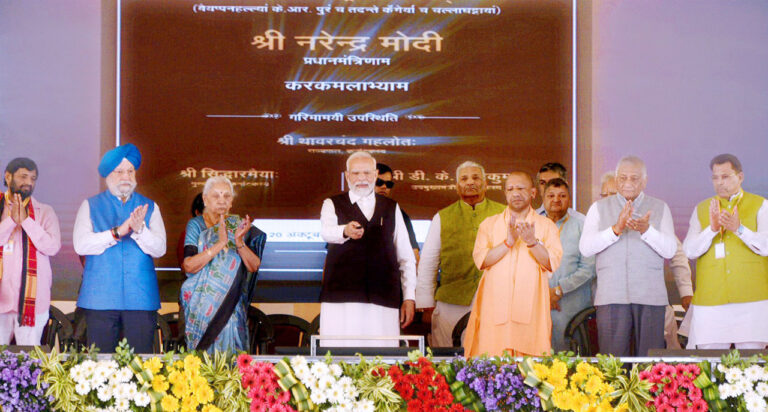 सीएम योगी बोले- 45 मिनट में मेरठ से दिल्ली एक सपना था, लेकिन मोदी है तो मुमकिन है…