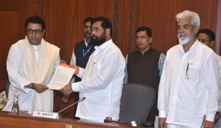 मुंबई: कितना टोल वसूला, डिजिटल डिस्पले में दिखेगा ब्योरा, राज ठाकरे के साथ मंत्री भुसे ने किया ऐलान