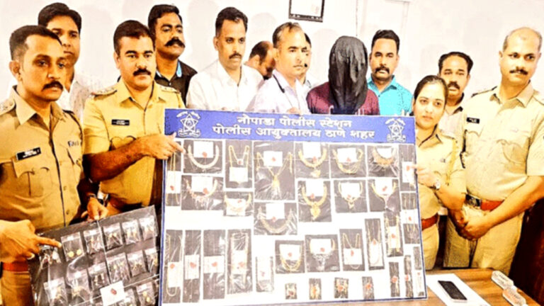 Maharashtra: सेल्समैन ने ऐशोआराम के लिए चुराए 1 करोड़ 5 लाख की ज्वेलरी, प्रेमिका से मिलना पड़ा भारी!
