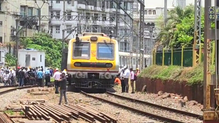 cst local train