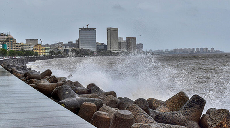 मुंबई में समुद्र में उठेंगी ऊंची लहरें, बीएमसी ने जारी की एडवाइजरी