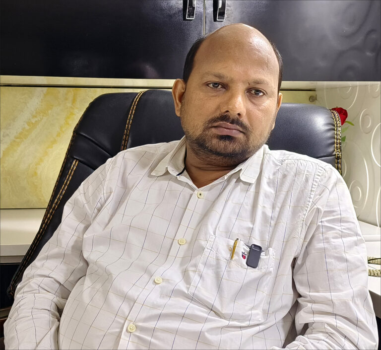 shrikant tiwari news