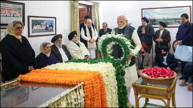 Manmohan Singh passes away