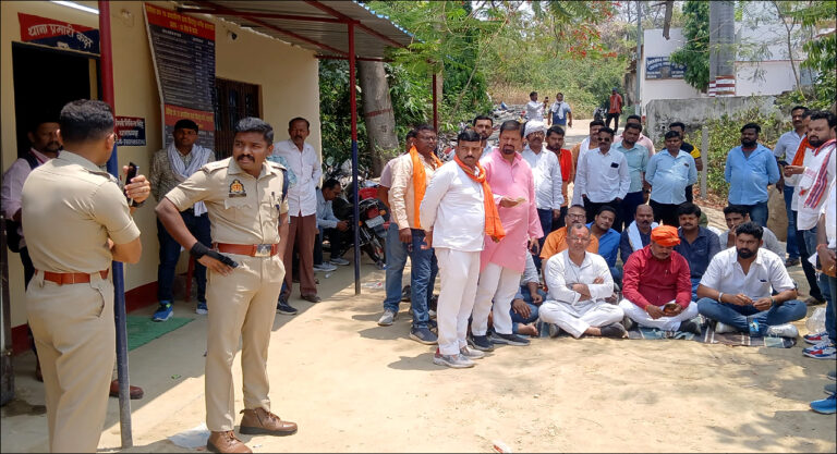 Varanasi Chitaipur Police Station News
