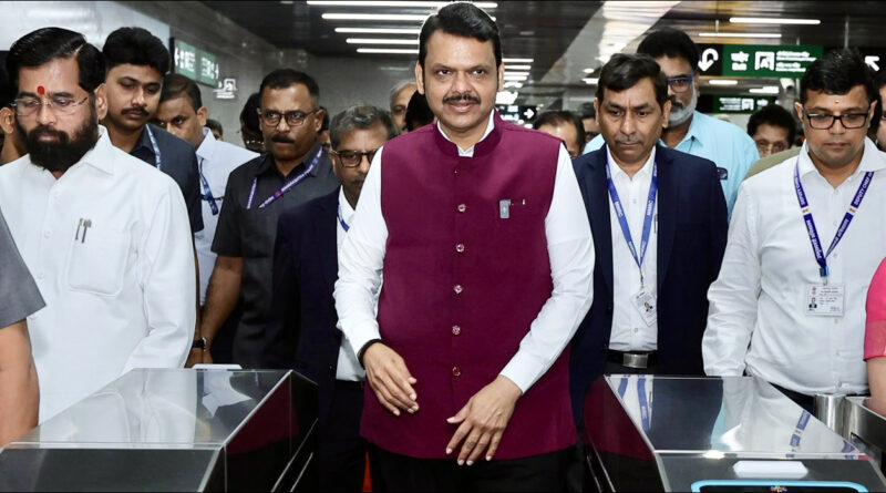 Maharashtra: सीएम फडणवीस ने किया मुंबई मेट्रो लाइन 3 के चरण 2ए का उद्घाटन