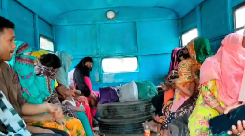 Mumbai: पहचान बदलकर रह रहे 60 बांग्लादेशियों को पुलिस ने किया गिरफ्तार, खंगाला जा रहा आपराधिक रिकॉर्ड