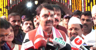 महाराष्ट्र के CM देवेंद्र फडणवीस बोले- पाकिस्तान एक ”आतंकवादी देश” है…