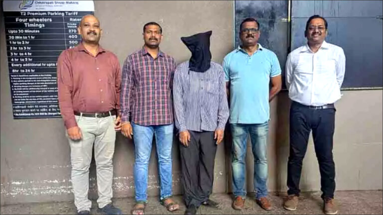मुंबई पर आतंकी हमले की धमकी देने वाला नोएडा से गिरफ्तार; 14 आतंकी घुसने का किया था दावा!