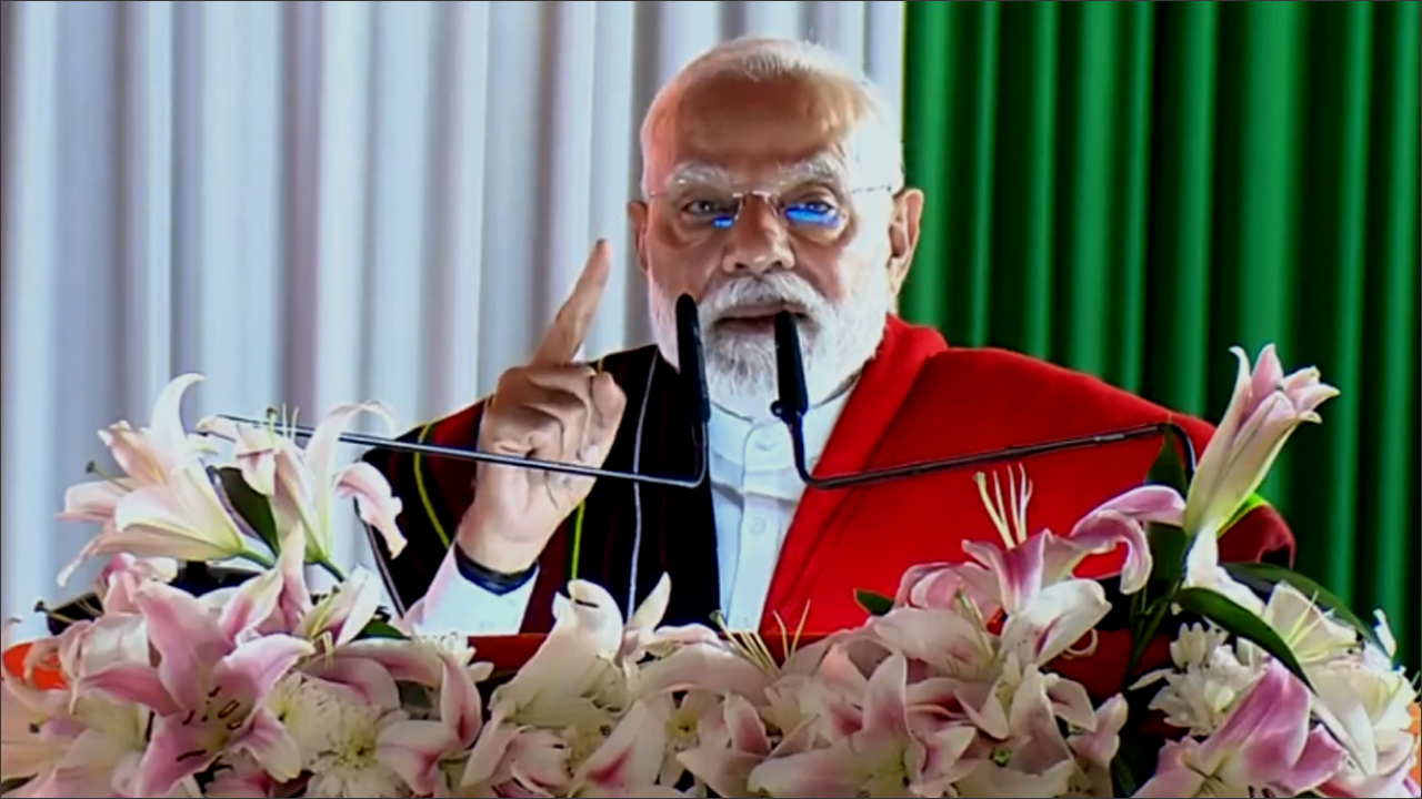 मणिपुर में पीएम मोदी ने किया कई विकास परियोजनाओं का उद्घाटन, शांति, विकास और भरोसे का दिया संदेश!
