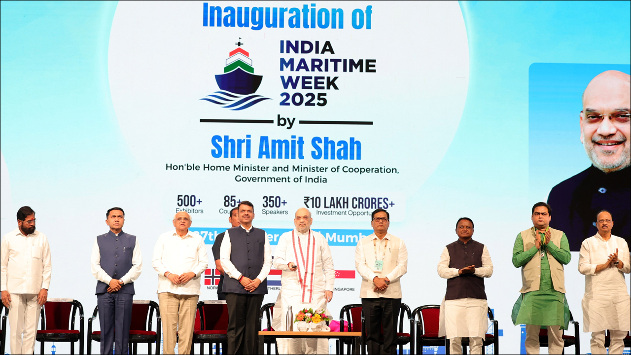 Mumbai: नौकाओं के वितरण समारोह में अमित शाह बोले- मत्स्य पालन क्षेत्र में सहकार के माध्यम से लाएंगे समृद्धि!