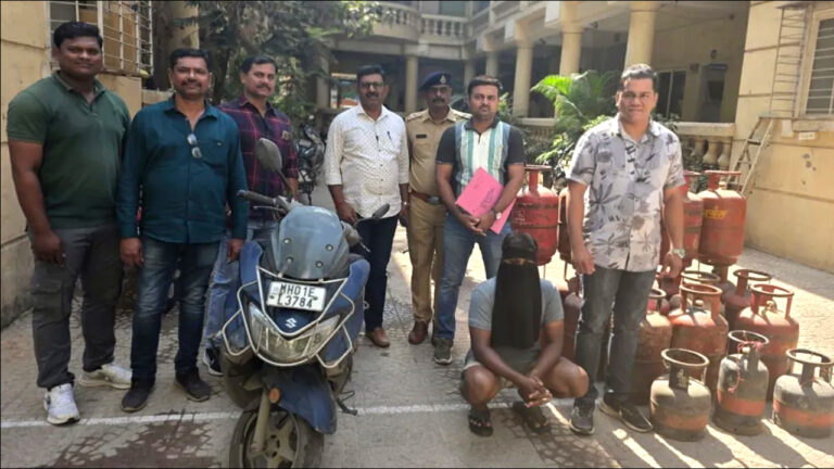 Mumbai: पवई पुलिस ने गैस सिलेंडर चुराने वाले आरोपी को किया गिरफ्तार, 45 सिलेंडर और तीन बाइक बरामद!