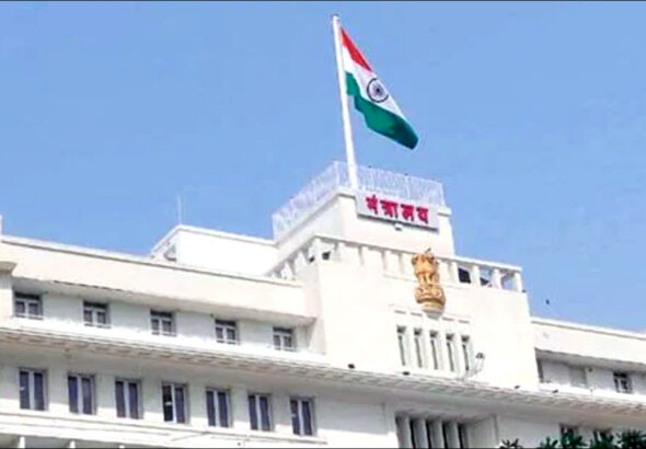 महाराष्ट्र सरकार का महत्वपूर्ण फैसला: अब सरकारी अस्पतालों में ही मिलेगी दवाइयां, मरीजों को बाहर से नहीं पड़ेगी खरीदनी..