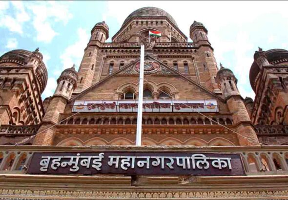 मुंबई में फायर सेफ्टी को लेकर एक्शन में BMC: नियम तोड़ने वाले होटल-रेस्तरां के कटेंगे बिजली-पानी कनेक्शन