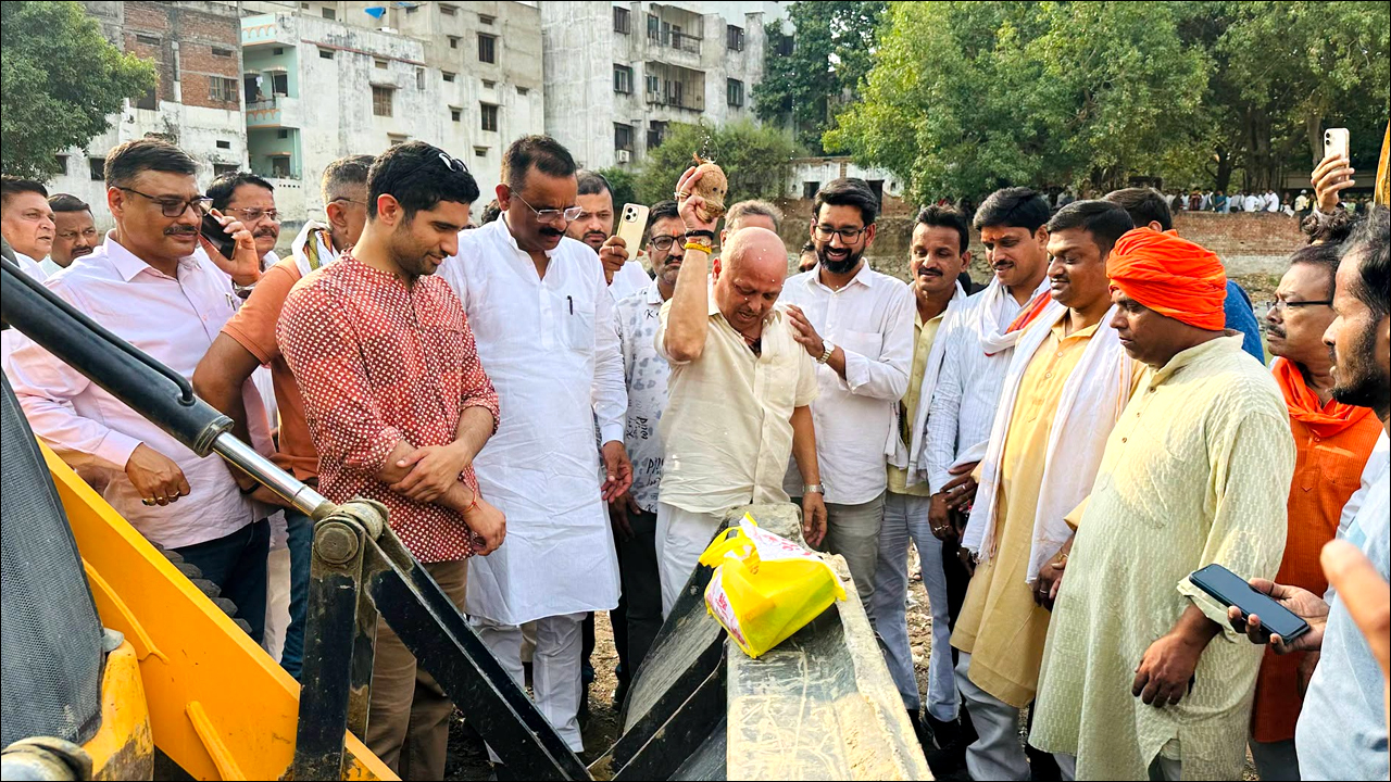 Varanasi: कज्जाकपुरा और सोनकर बस्ती में बिछेगी नई सीवर लाइन, 1.78 करोड़ की परियोजना से जलभराव की समस्या से मिलेगा निजात!
