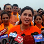 Maharashtra: ‘राम रक्षा’ पाठ पर नवनीत राणा का तीखा हमला- उद्धव ठाकरे ढोंग कर रहे हैं..!
