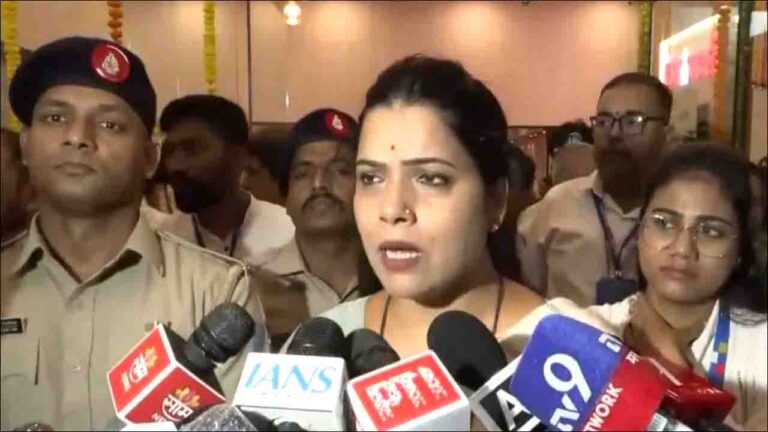 Mumbai: महापौर ने की नागरिकों से सतर्क रहने की अपील, इतने दिन तक बंद रह सकते हैं स्कूल-कॉलेज?