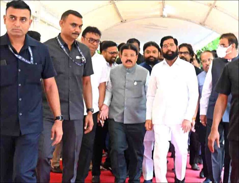 Maharashtra: एकनाथ शिंदे की तबीयत बिगड़ी, अस्पताल में हुए भर्ती..!