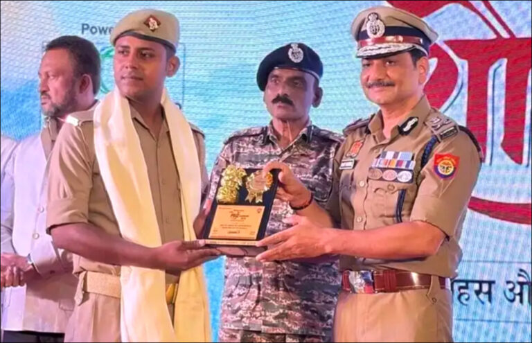 Varanasi: आरक्षी रोहित कुमार कन्नौजिया को मिला ‘शौर्य सम्मान’ बढ़ा वाराणसी पुलिस का मान!