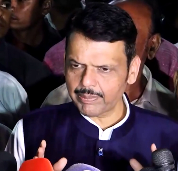 महाराष्ट्र सरकार ने बढ़ाई SIR में दावे-आपत्तियों की समय सीमा, CM फडणवीस ने की ये अपील?