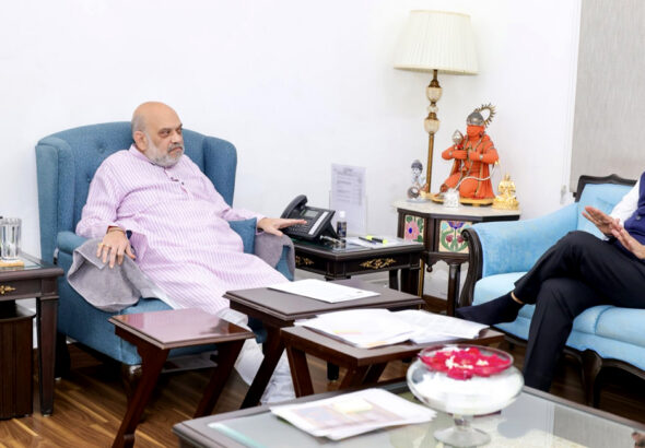 महाराष्ट्र के सूखे पर अमित शाह से मिले CM फडणवीस; NDRF के तहत की अधिक मदद की मांग!