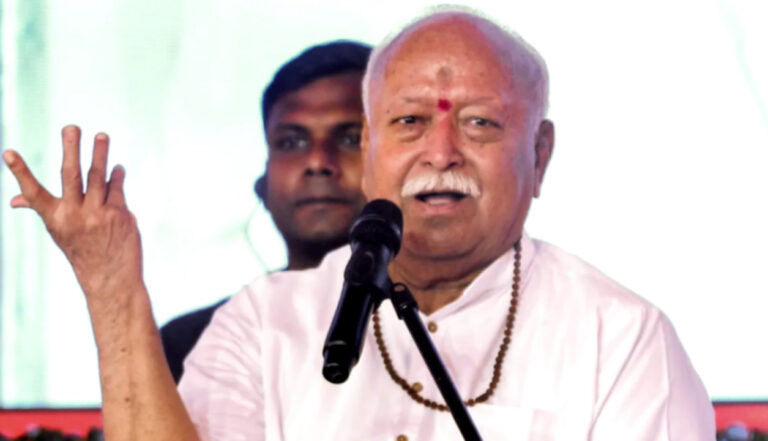 RSS प्रमुख मोहन भागवत बोले- भारत की परंपराएं समाज और दुनिया की सुरक्षा के लिए जरूरी..